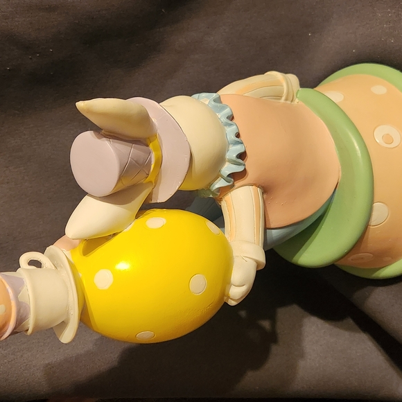 Easter Bunny Juggling Balancing Teacups - Picture 3 of 4